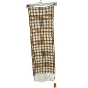 Timberland Women’s Gold And Cream Plaid Scarf. NWT.